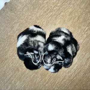 Ugg Slippers EUC Marbled black and white